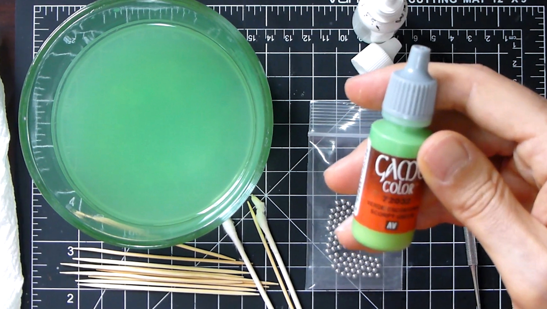 How to Breathe New Life into Dried Out Paints
